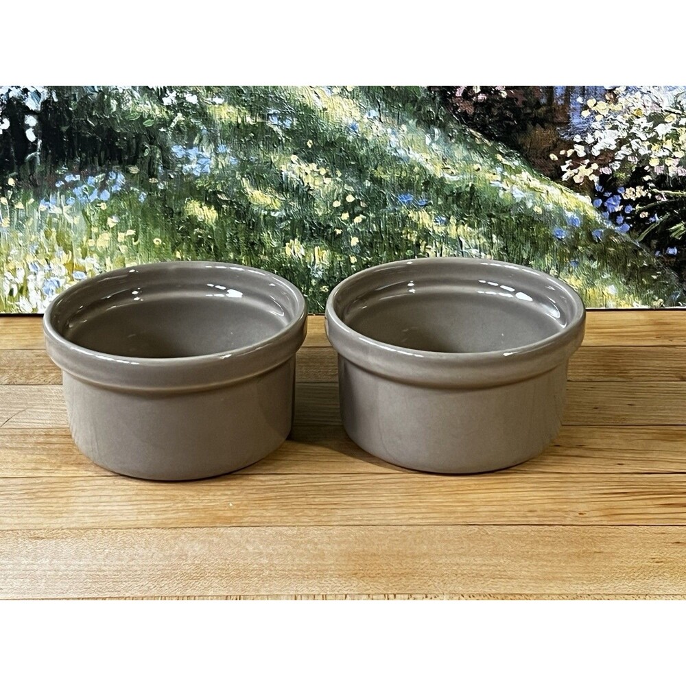 Emile Henry Set of 2 Mocha Ramekins Ribbed 10.02 France